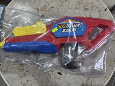 מבצע תותח מים ענקי לחוויית קיץ רטובה רק 40 ש"ח 